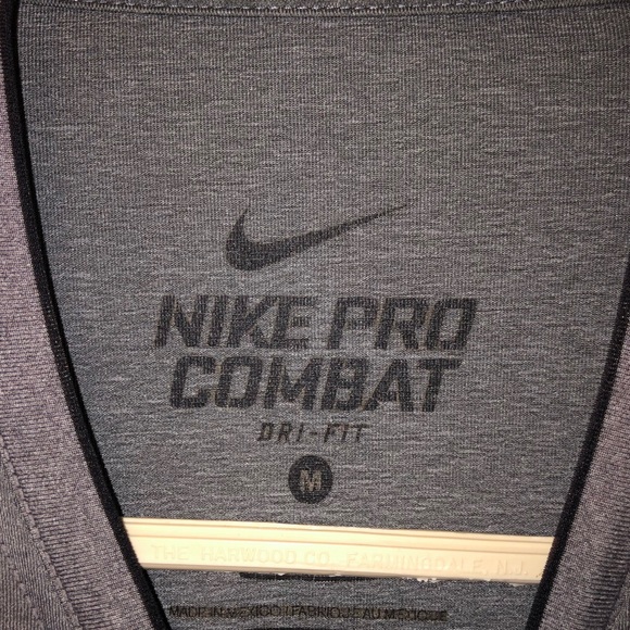Nike Pro Combat DriFit Men’s T-shirt Medium - Picture 4 of 5